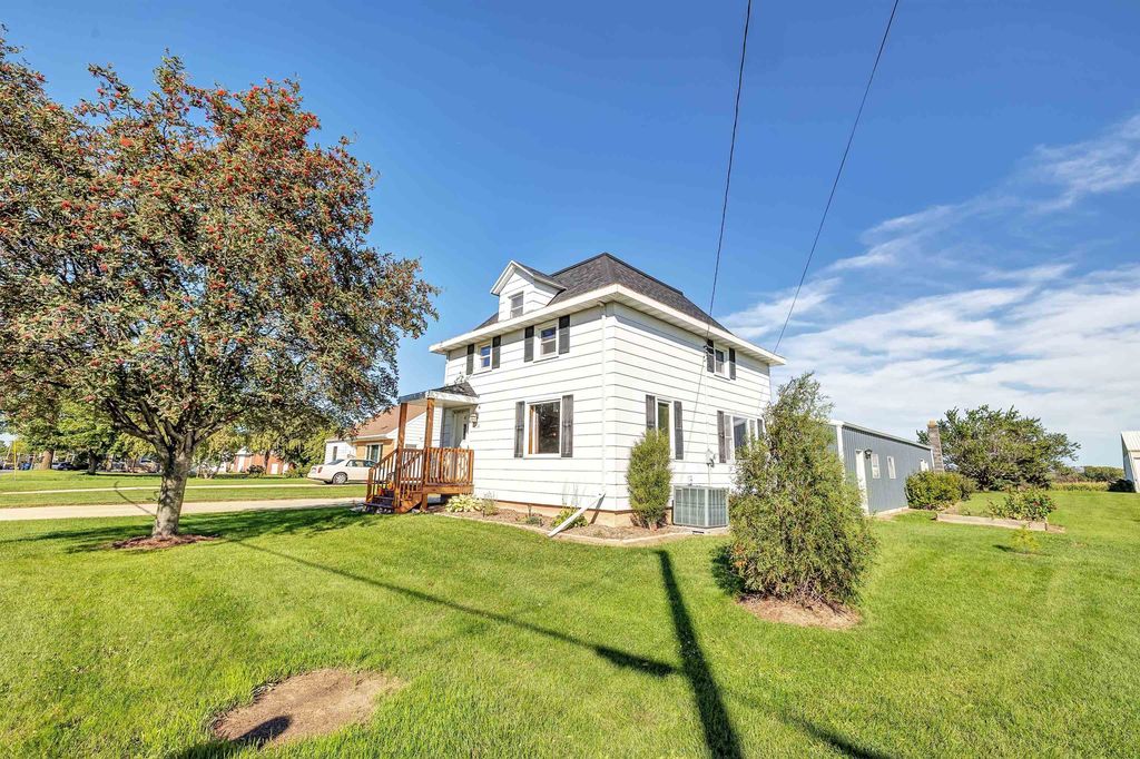 1714 Main St, Luxemburg, WI 54217 Trulia