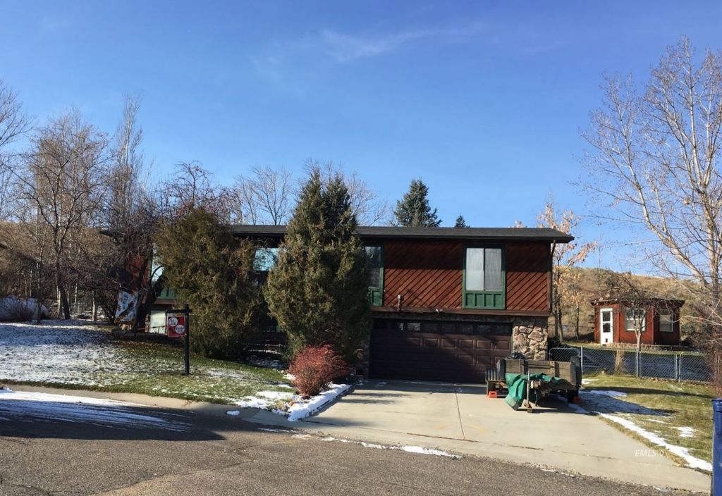 7430 Lakeview Ct, Colstrip, MT 59323 Trulia