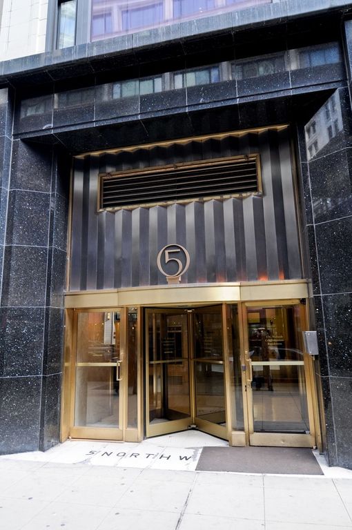 5 N Wabash Ave #804, Chicago, IL 60602