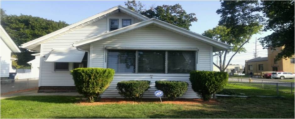 4 Belford Dr, Rochester, NY 14616
