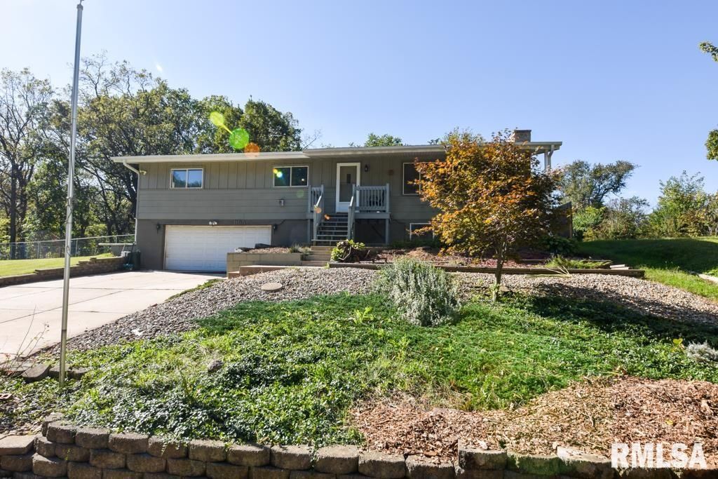 116A Thrush Ave, Pekin, IL 61554