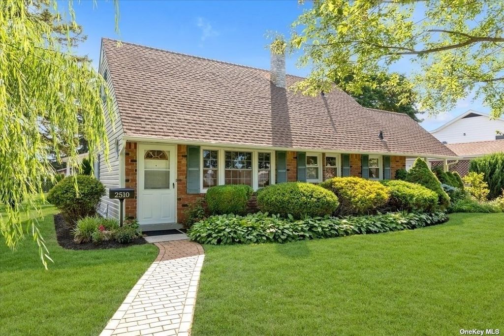 2510 2nd Street, East Meadow, NY 11554 Trulia