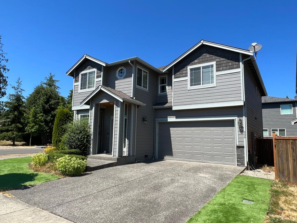 209 195th Pl SW, Bothell, WA 98012