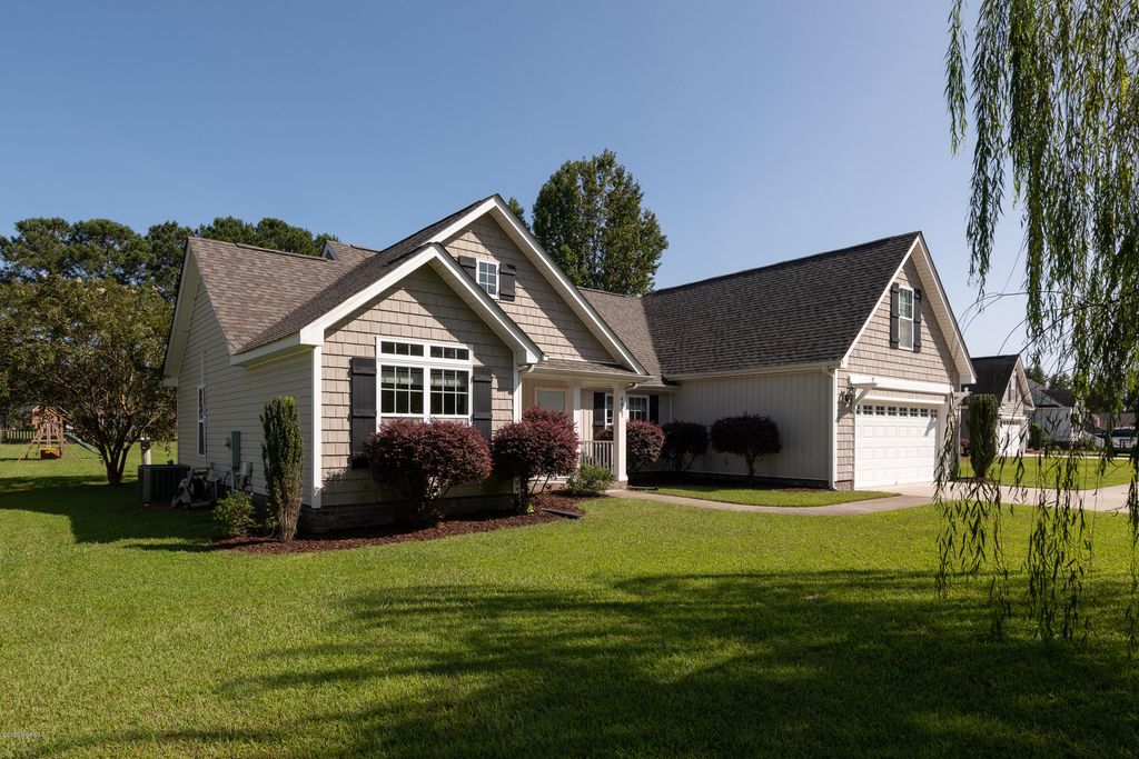 4417 Corey Rd, Winterville, NC 3 Bed, 2 Bath SingleFamily Home 52