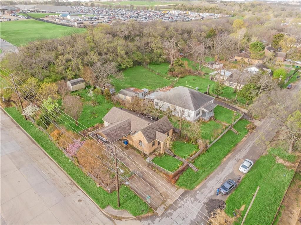1806 Pollard St, Dallas, TX 75208