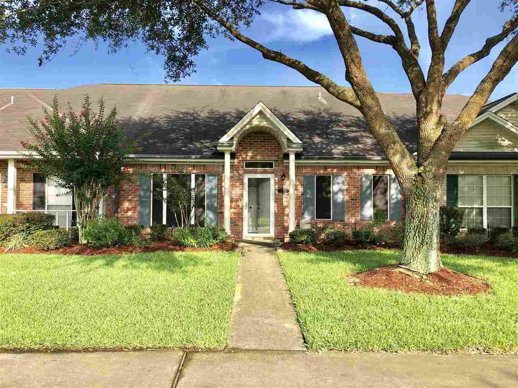 7755 Pecan Dr, Beaumont, TX 77713