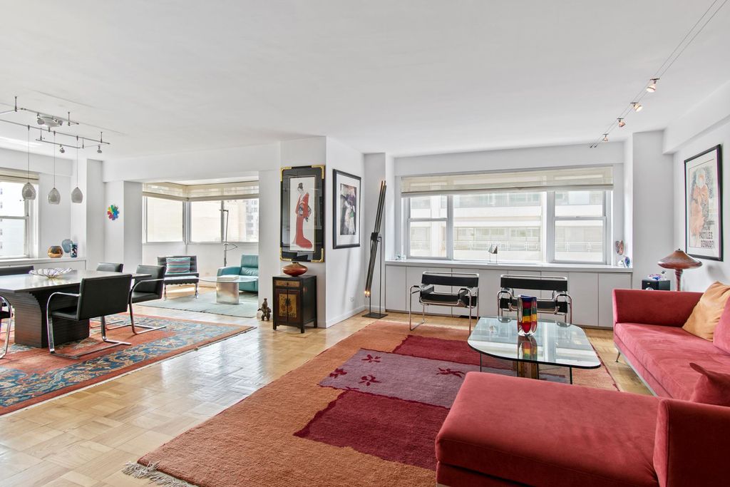 150 E 69th St #10B, New York, NY 10065