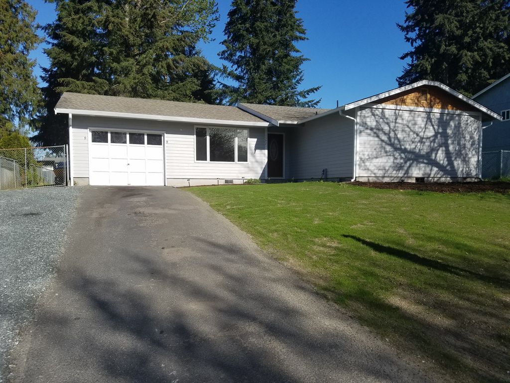 15921 119th Ave E, Puyallup, WA 98374
