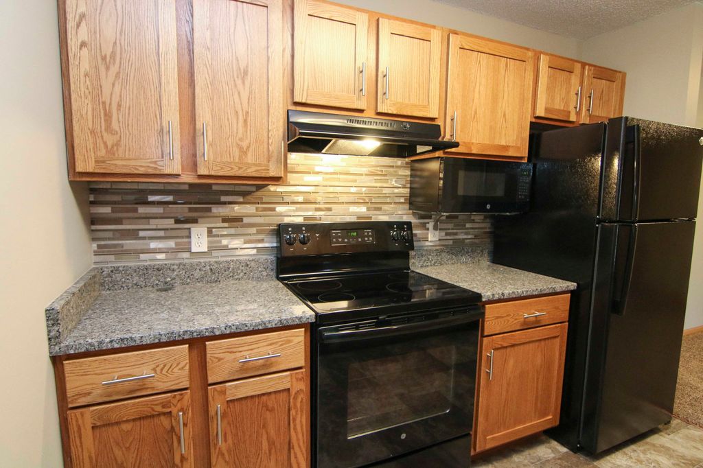 2901 Fletcher Ave, Lincoln, NE 68504