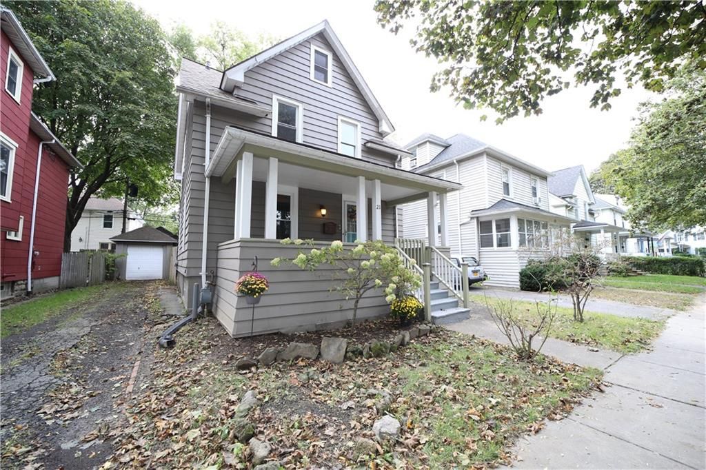 21 Pembroke St, Rochester, NY 14620
