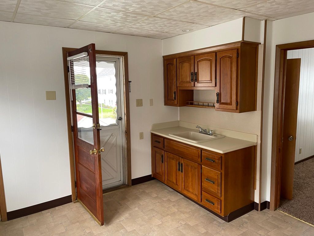1342 Saint Ann St #1, Scranton, PA 18504