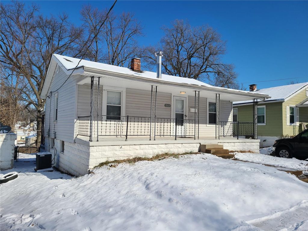 9417 Chester Ave, Saint Louis, MO 63114