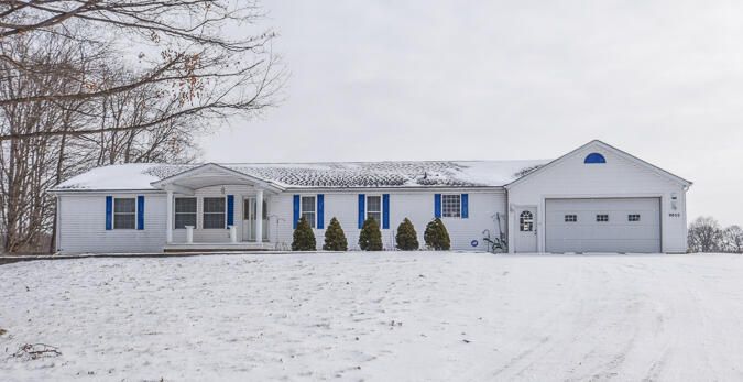 9655 Myers Rd, Clarklake, MI 49234