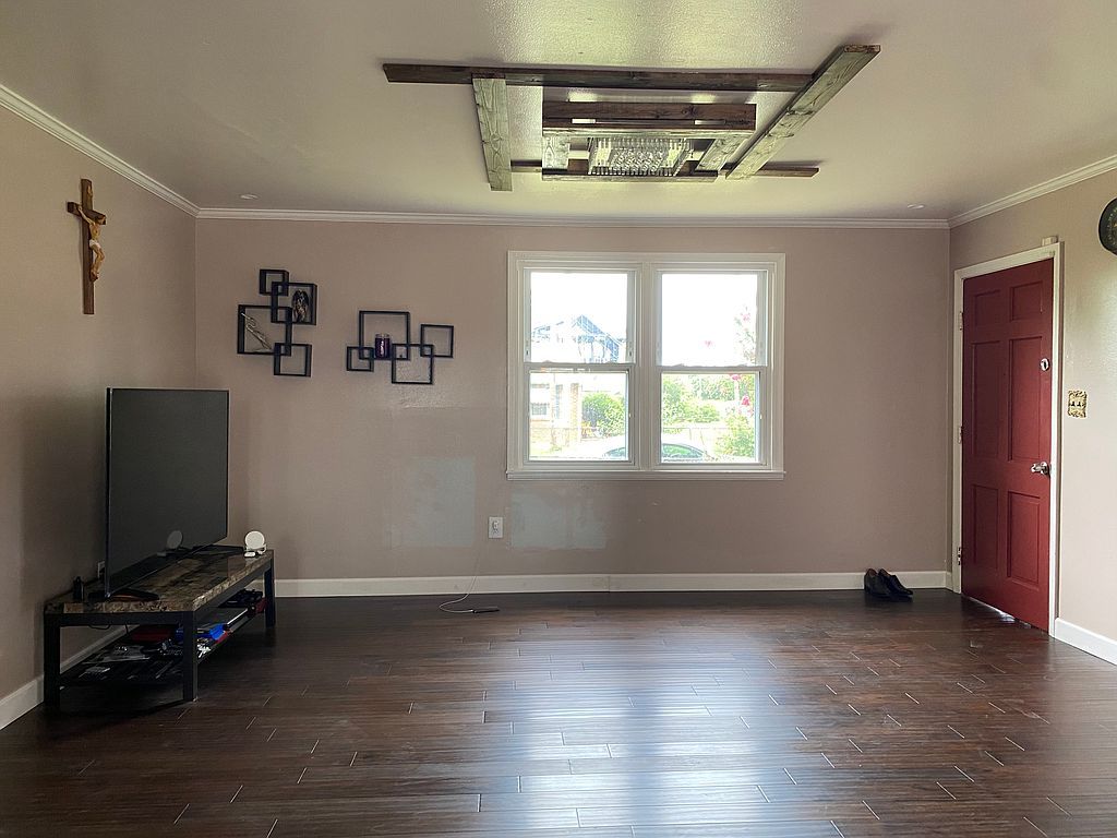 2309 Whitcomb St, Richmond, VA 23223