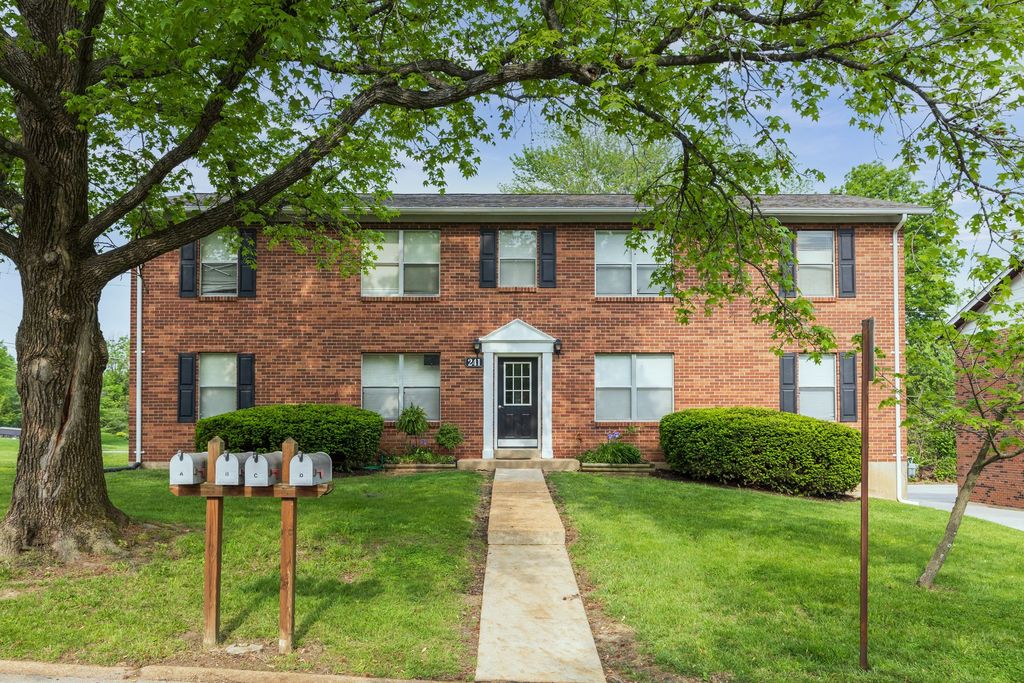 Leslie Lane Apartments Ballwin, MO Trulia