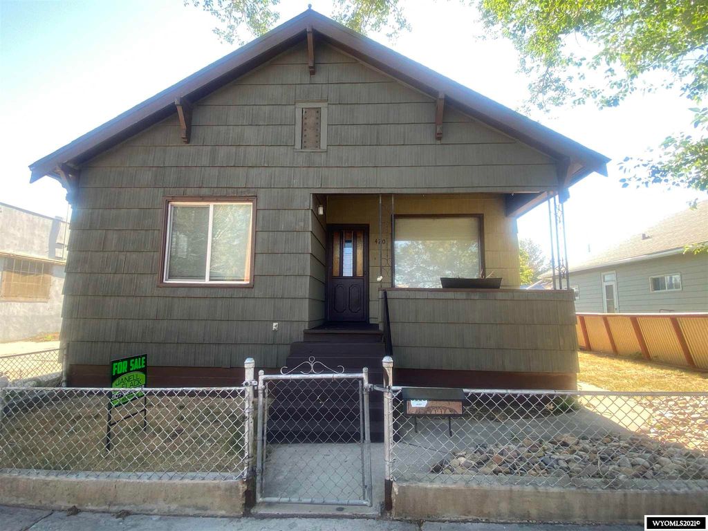 420 Soulsby St, Rock Springs, WY 82901