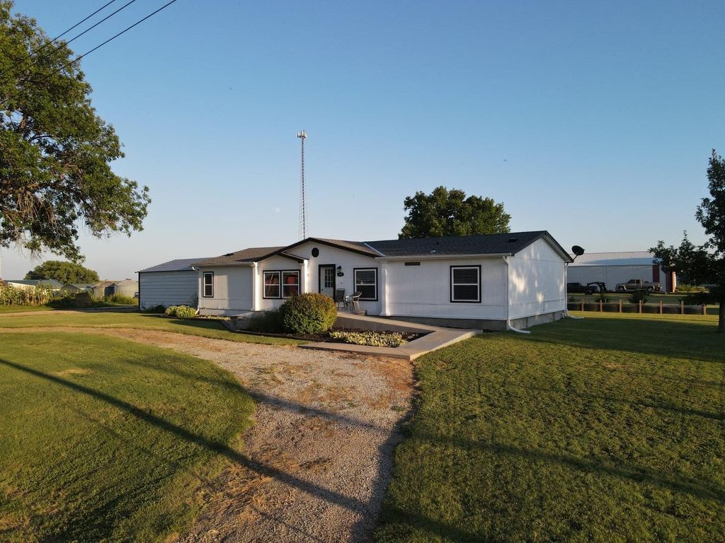 117 E Cottonwood St, Kensington, KS 66951 MLS 84658 Trulia