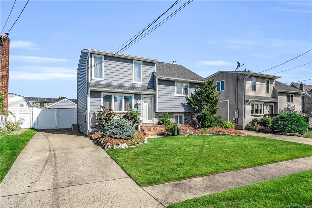 75 East Drive, Copiague, NY 11726 Trulia