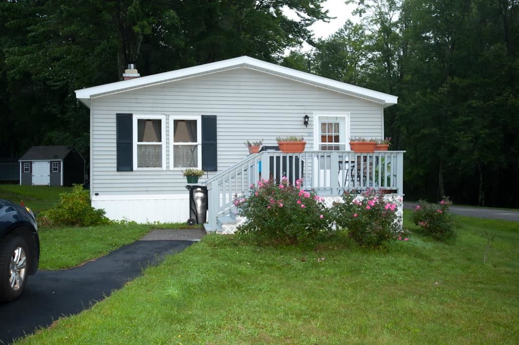 36 Eagle Dr, Rochester, NH 03868