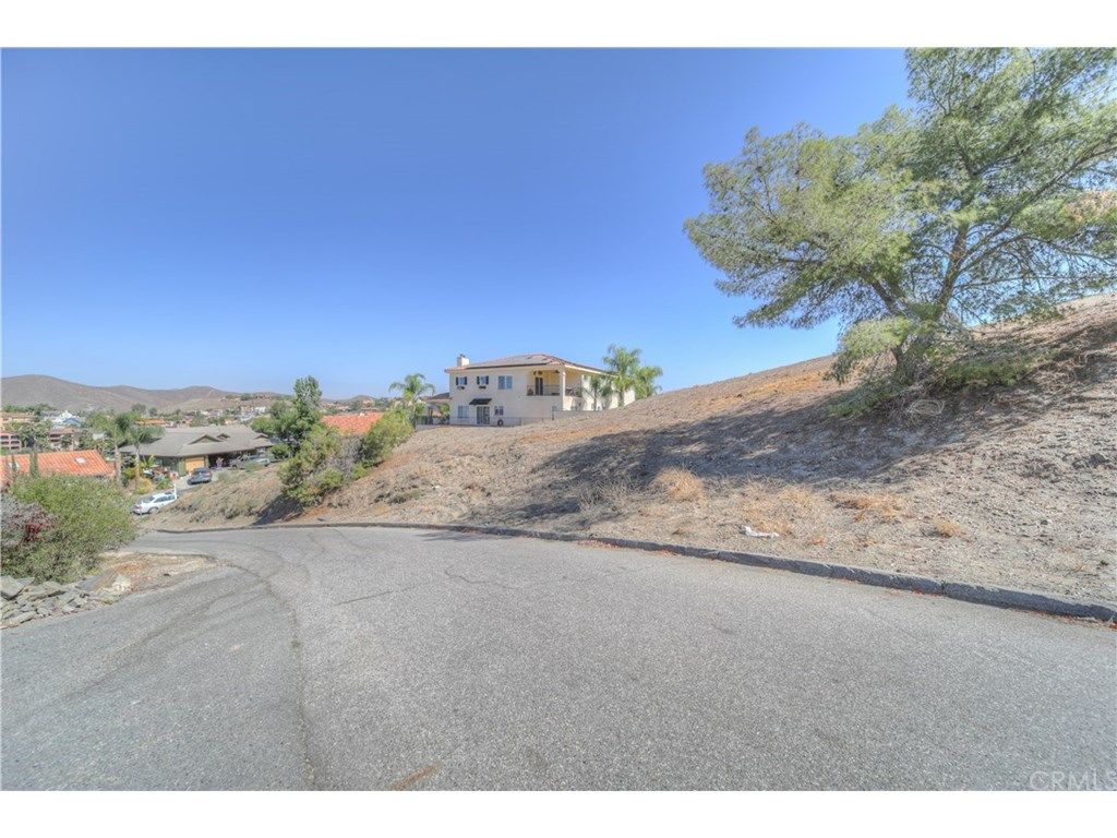 22880 Gold Rush Pl #70, Canyon lake, CA 92587