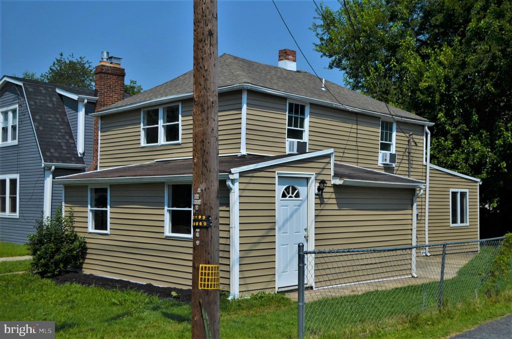 16 Tyrone Ave, New Castle, DE 19720