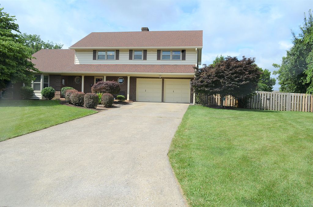 1600 Martha Ct, Lexington, KY 40505