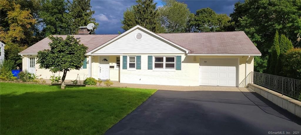 74 Selden Hill Dr, West Hartford, CT 06107