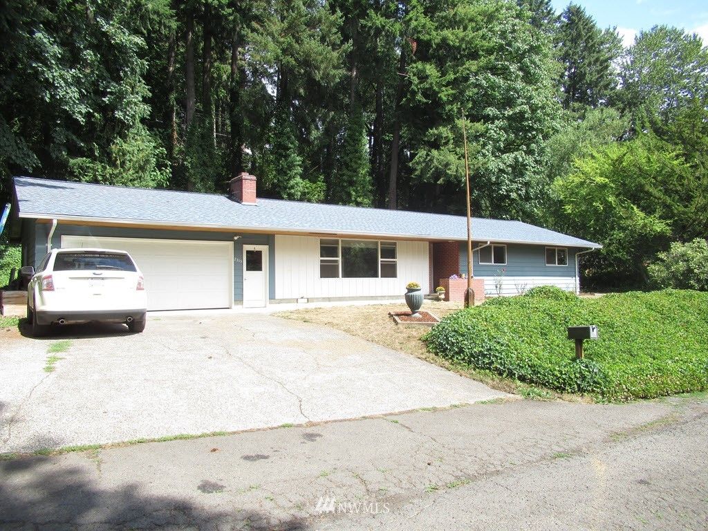 2315 Lynnwood Dr, Longview, WA 98632