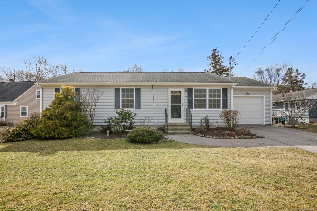 57 Russell Ave, Pawcatuck, CT 06379 Trulia
