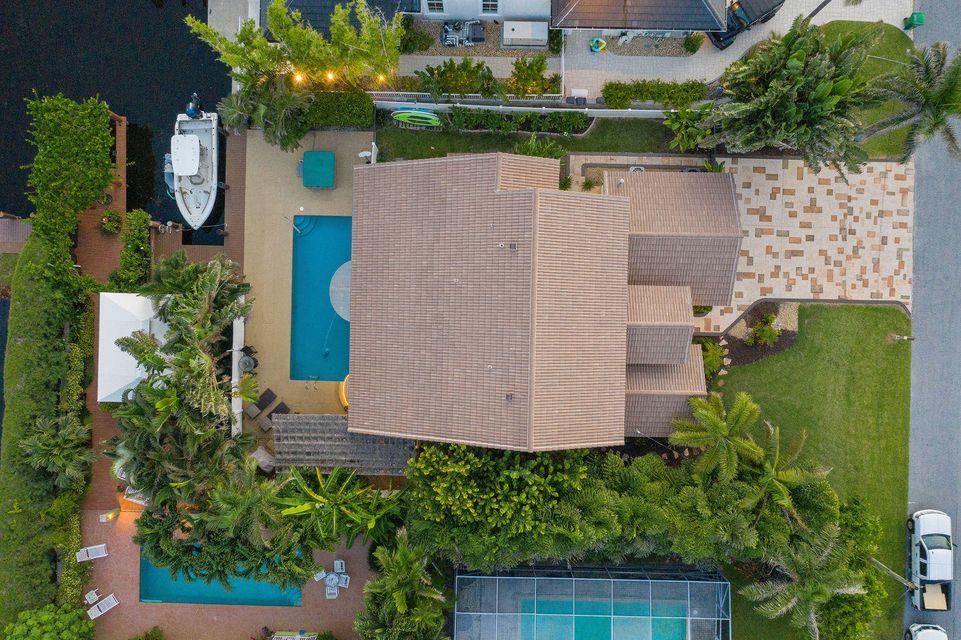 1050 Brooks Ln, Delray Beach, FL 33483