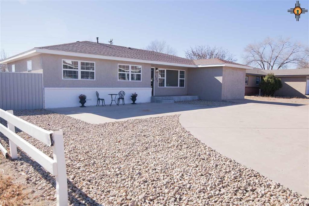 125 Columbia Ln, Clovis, NM 88101