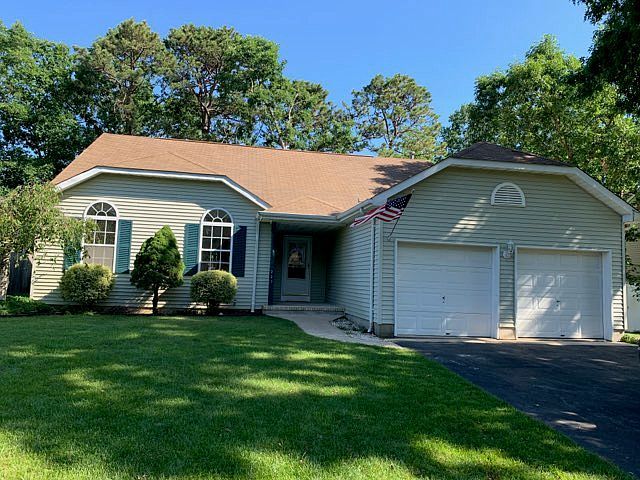 227 Outboard Ave, Manahawkin, NJ 08050