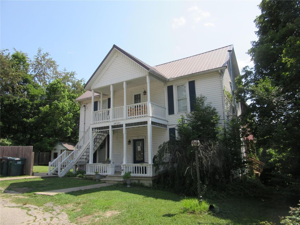 18331 Church St, Eminence, MO 65466