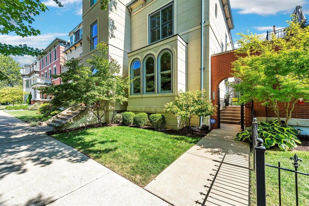 1620 Mississippi Ave, Saint Louis, MO 63104