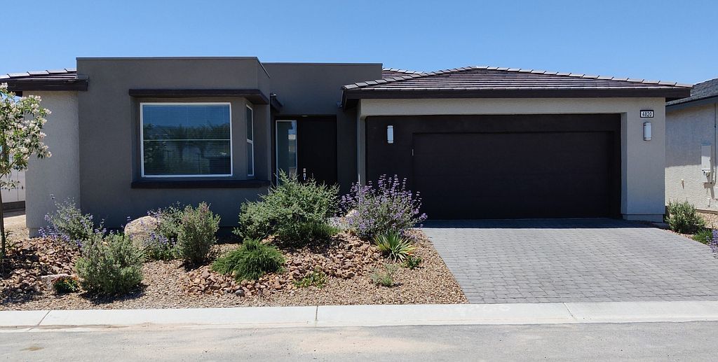 4820 SE Clifftop Dr, Pahrump, NV 89061