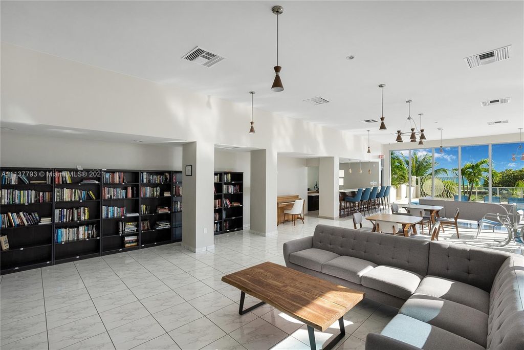 9225 Collins Ave #805, Surfside, FL 33154