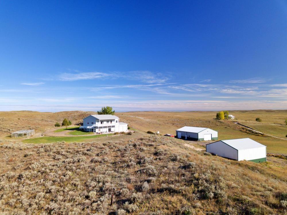 1445 Highway 92 W, Lewellen, NE 69147