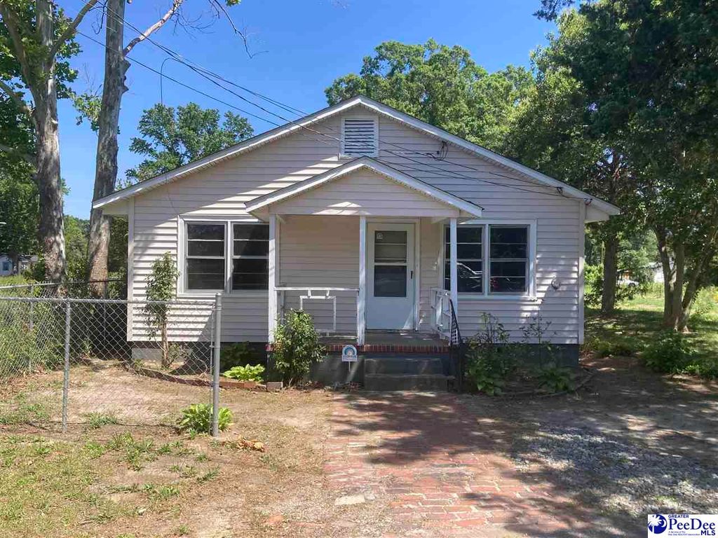 122 N Carolina Ct, Dillon, SC 29536 SingleFamily Home for Sale MLS