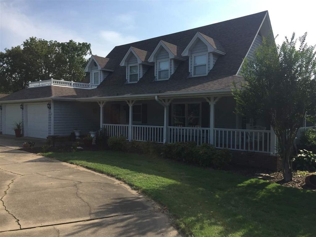 3010 Woodsprings Rd, Jonesboro, AR 4 Bed, 3 Bath SingleFamily Home