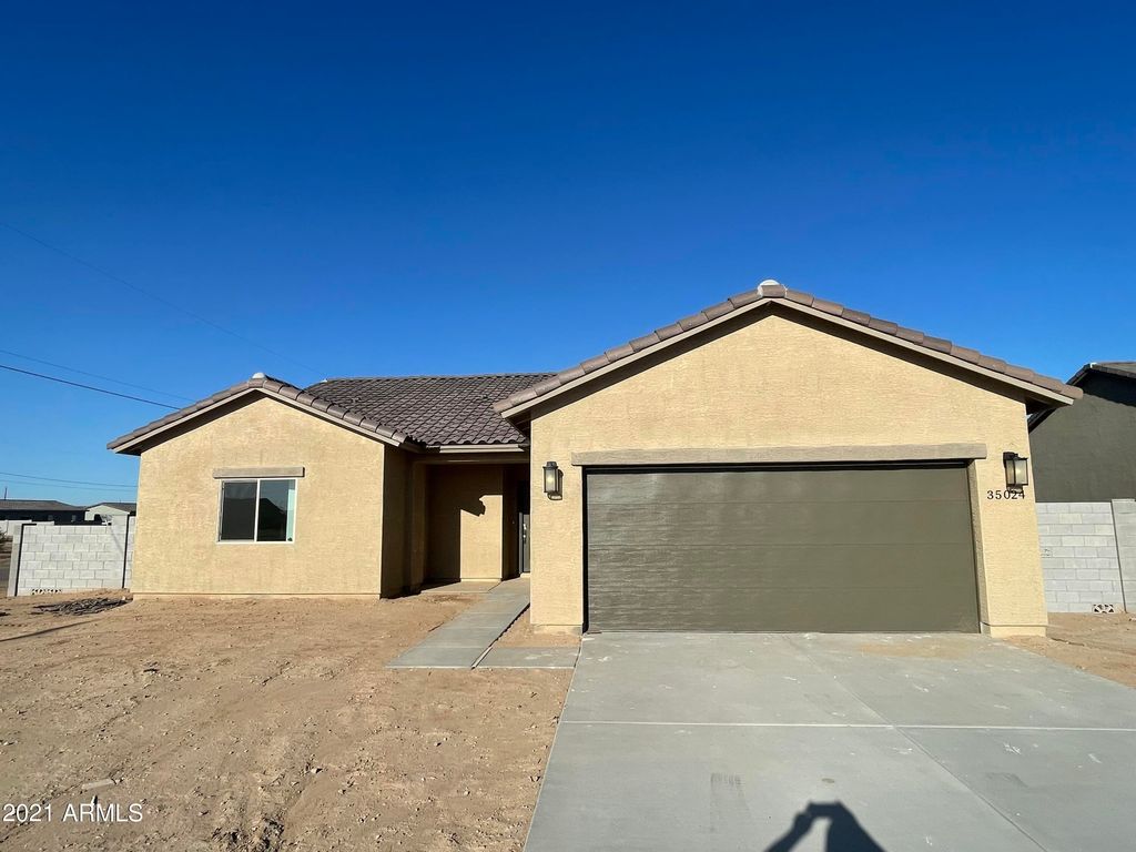 35024 N Palm Dr, San Tan Valley, AZ 85140
