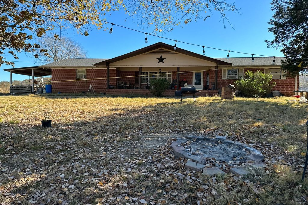 2446 Lake Francis Rd NE, Dalton, GA 30721 Trulia