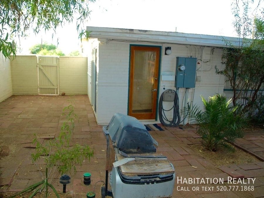 882 E Glenn St #2, Tucson, AZ 85719