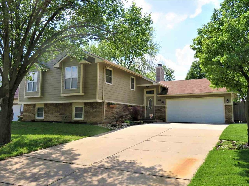 2227 N White Oak Rd, Derby, KS 67037 Trulia