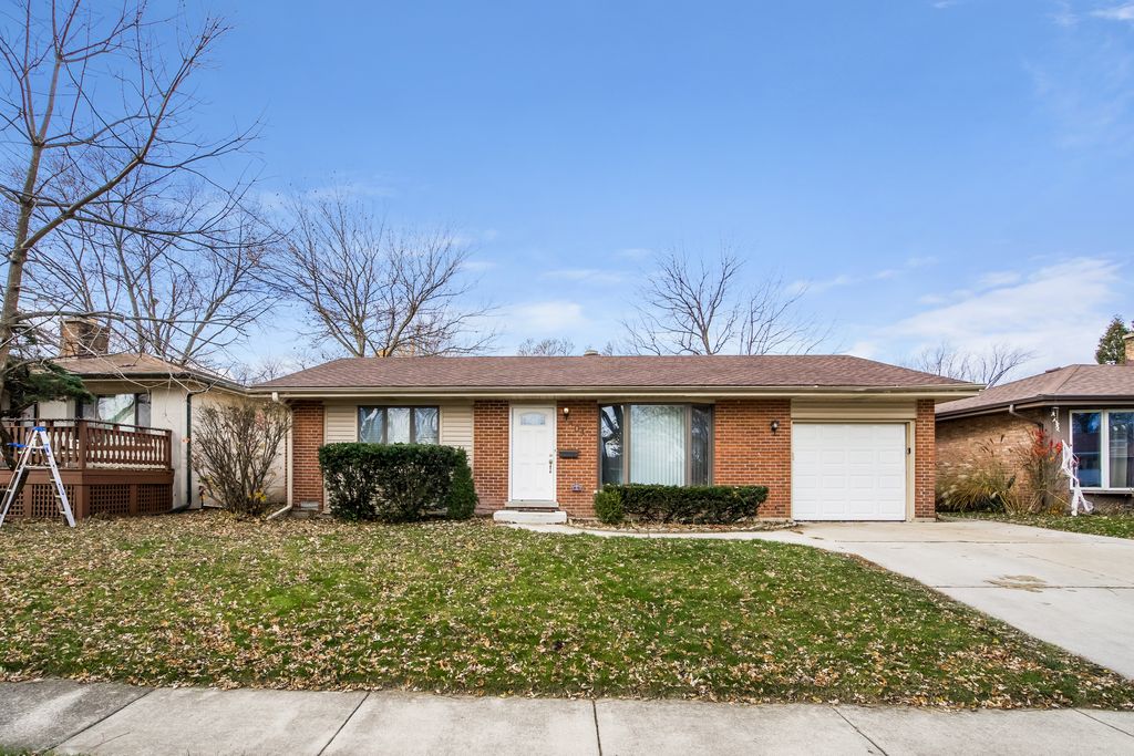 404 Marvin Pl, Wheeling, IL 60090