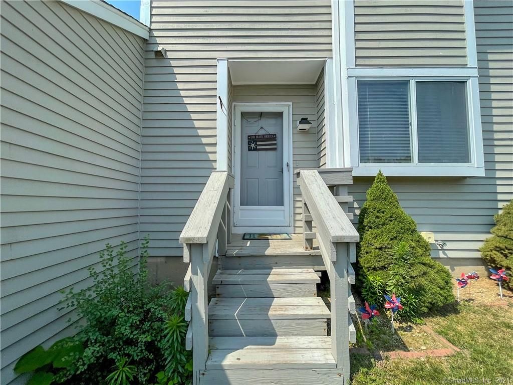 675 Townsend Ave #119, New Haven, CT 06512