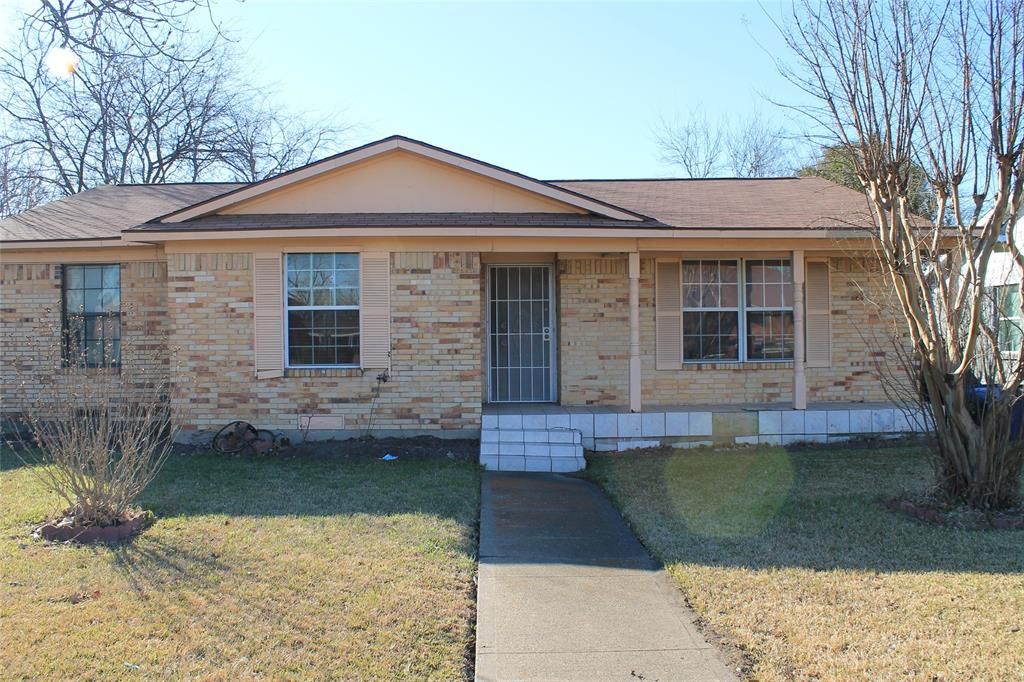 8826 Bruton Rd, Dallas, TX 75217