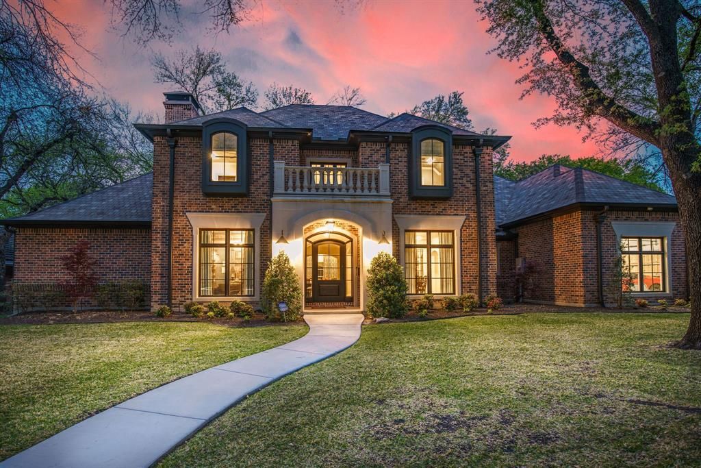 3732 Lynncrest Dr, Fort Worth, TX 76109