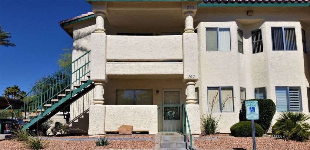 890 Mesquite Springs Dr #102, Mesquite, NV 89027