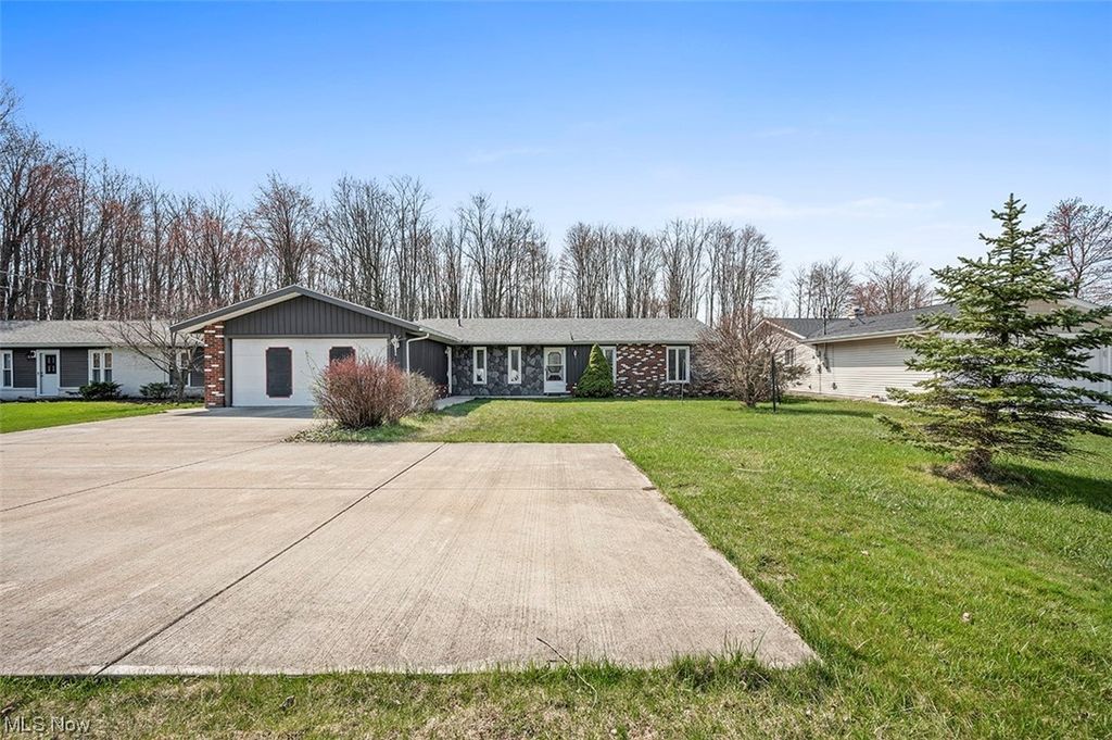 13257 Albion Rd, Strongsville, OH 44136 Trulia