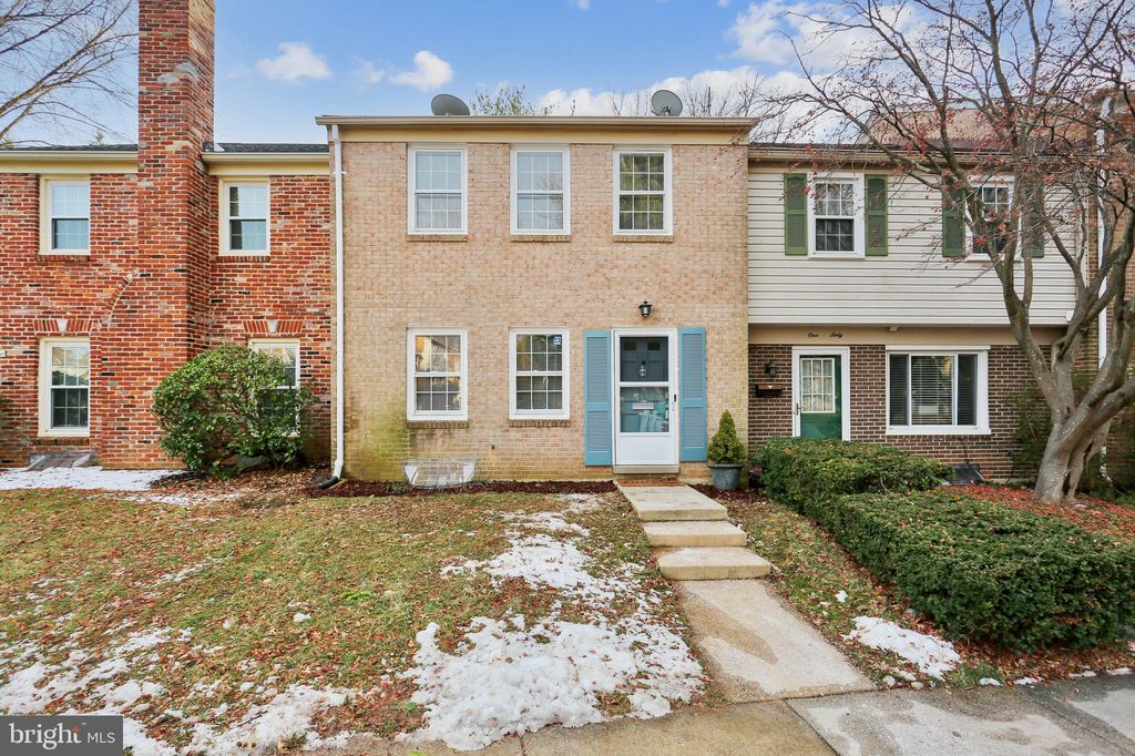 158 Gold Kettle Dr, Gaithersburg, MD 20878